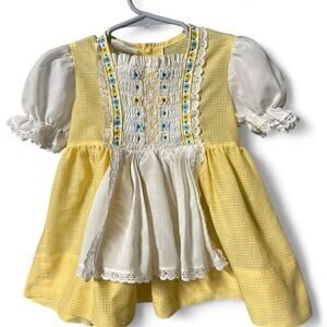 Vintage 2t Yellow and white gingham dress. Folk German Swiss style. Hand smocked